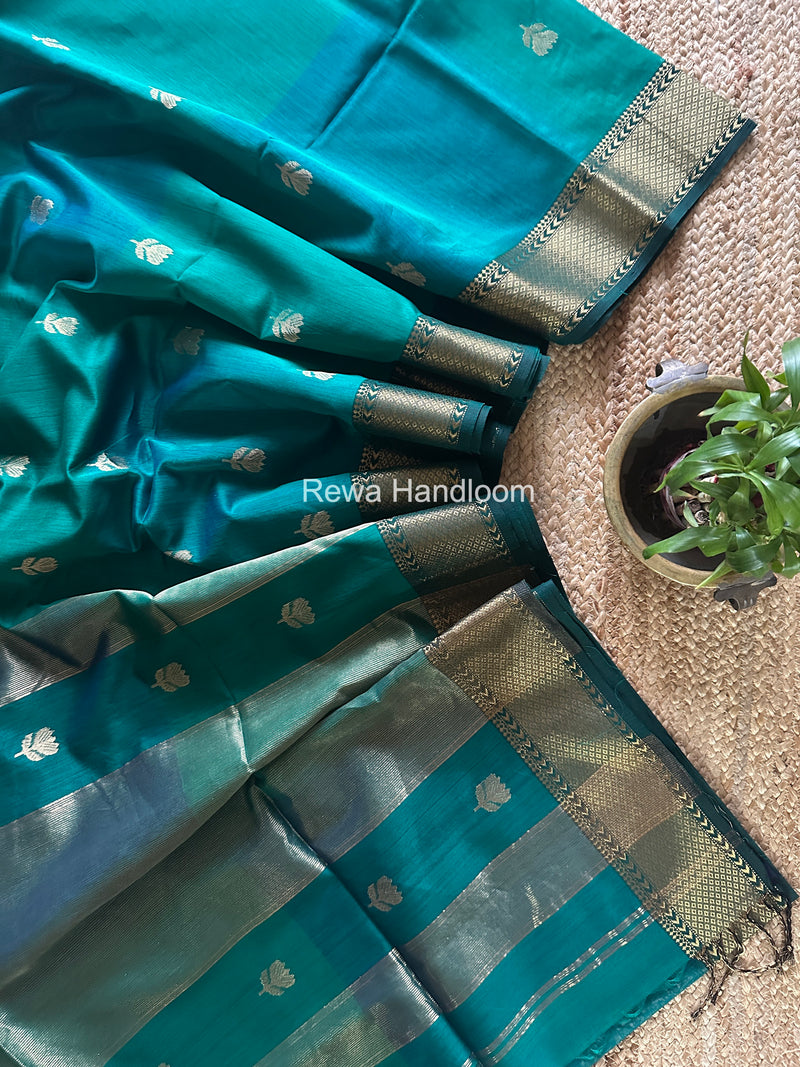 Maheshwari Green Lotus Shaded Butta Saree SLB030