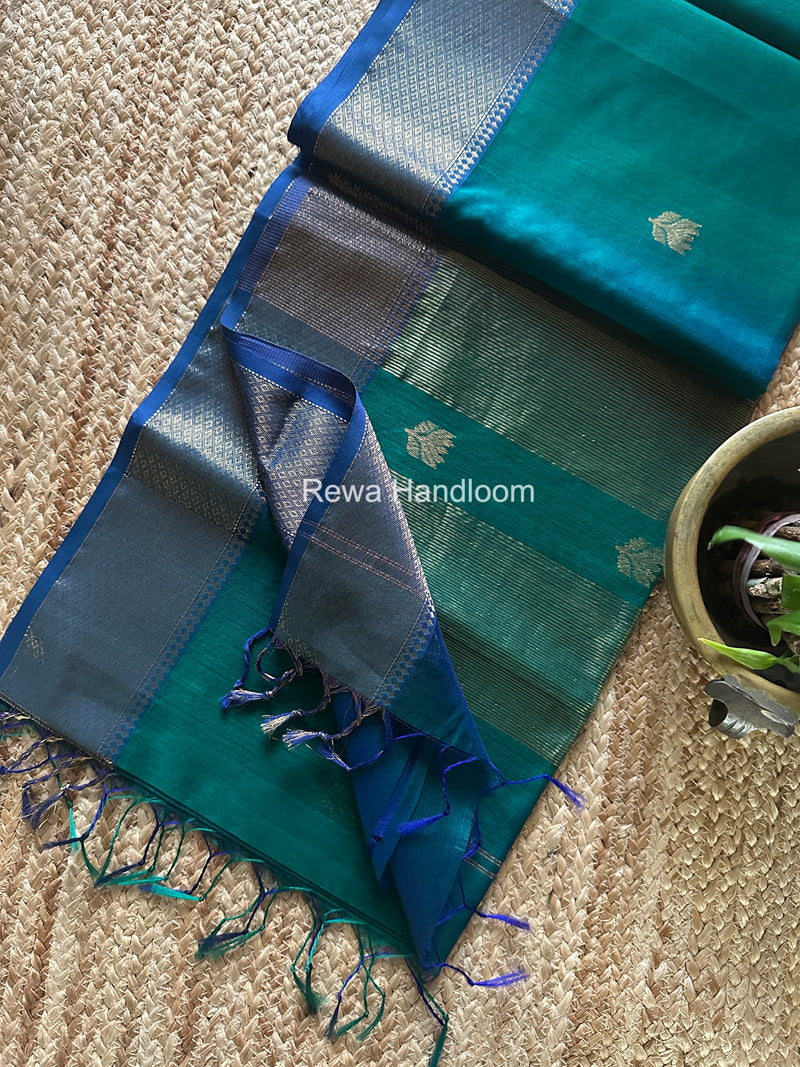 Maheshwari Lotus Shaded Butta Saree