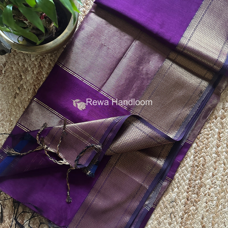 Maheshwari Lotus Butta Saree