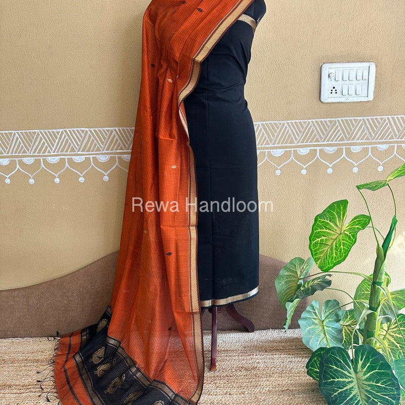 Maheshwari Black-Rust Peacock Buta-Buti Top-Dupatta Set BTP0270