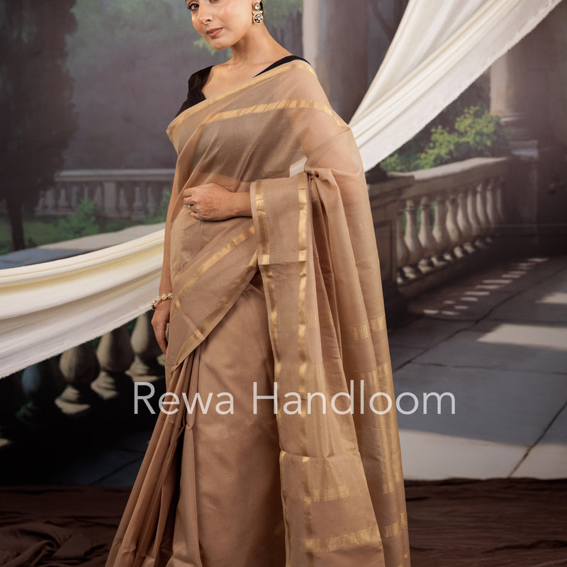 Exclusive Maheswari Self Checks Saree
