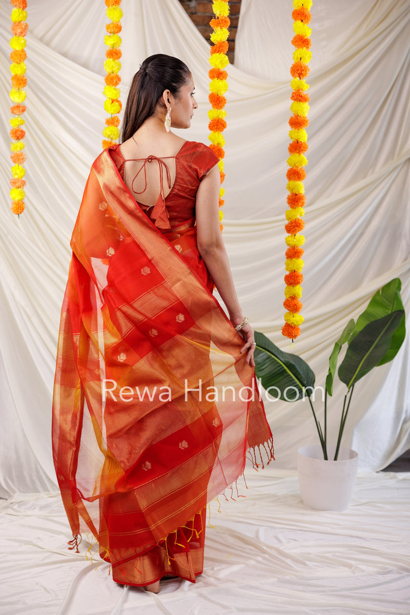 Maheshwari Red Lotus Shaded Butta Saree SLB07