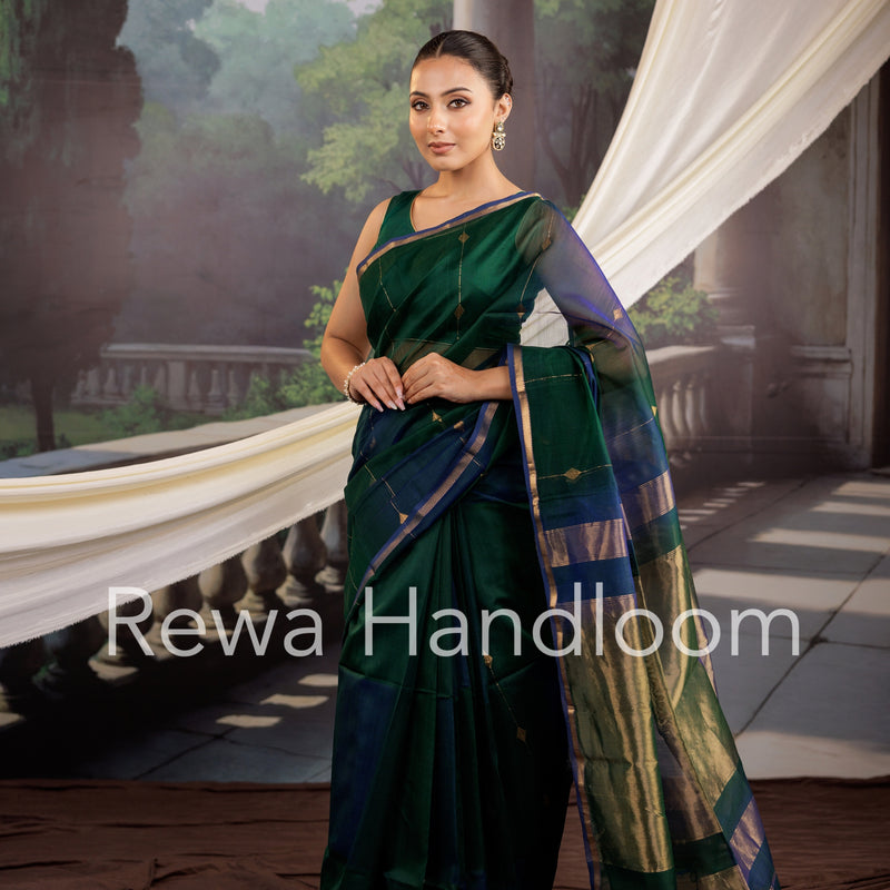 Lining Butti Shaded Maheshwari Saree