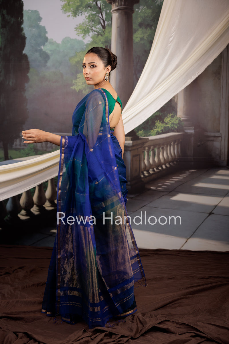 Lining Butti Shaded Maheshwari Saree