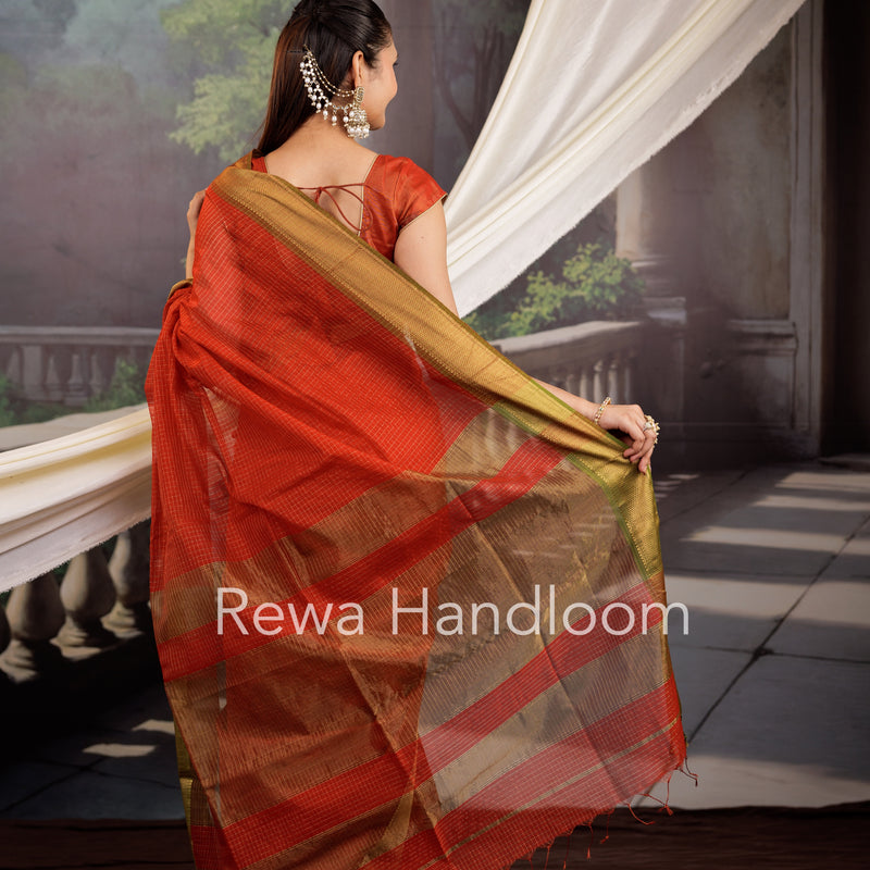 Maheshwari Red Zari Checks Saree ZCHX445
