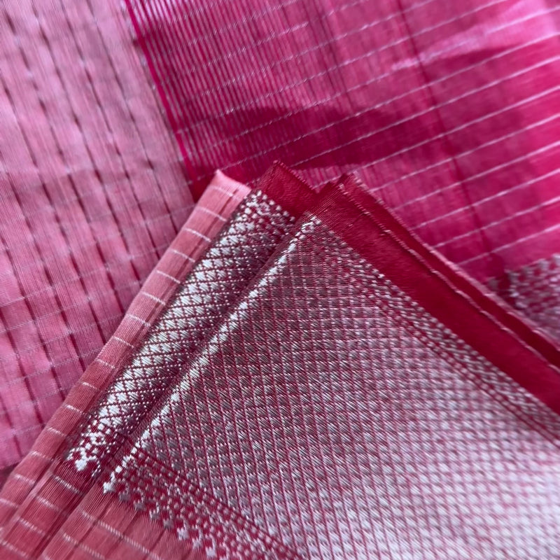Maheshwari Peach ~ Silver Zari Checkered Silk Saree