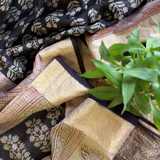 Maheshwari Black - White Bagh Print Saree