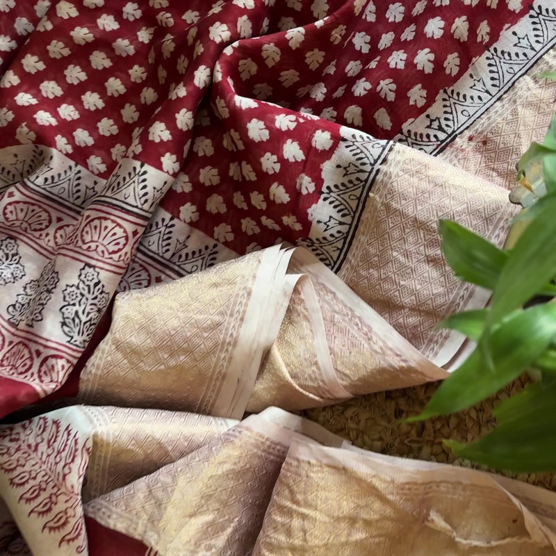 Maheshwari Red - White Bagh Print Saree