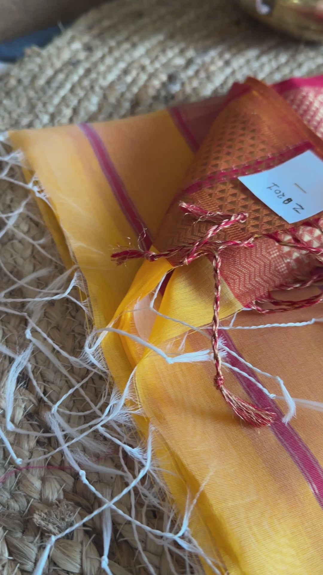 Yellow Red Flower Motifs ~ Maheshwari Saree
