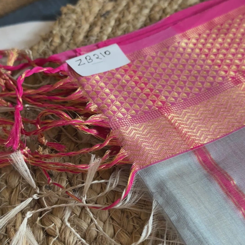 Grey Pink Flower Motifs ~ Maheshwari Saree