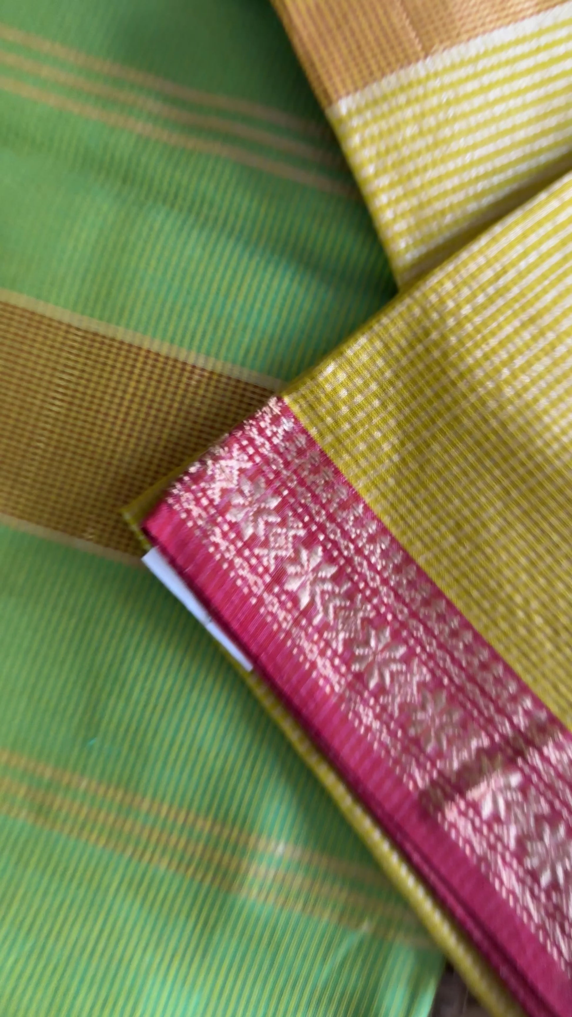 Maheshwari Yellow Green Garbha Reshami Silk Sarees